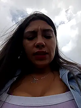 LIZ-06  online show from February 15, 5:07 pm