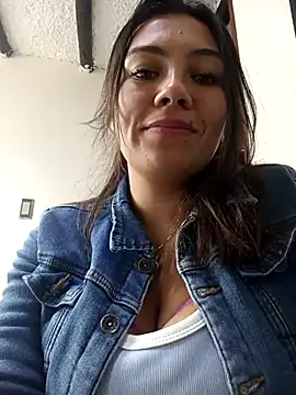 LIZ-06  online show from February 21, 4:48 pm