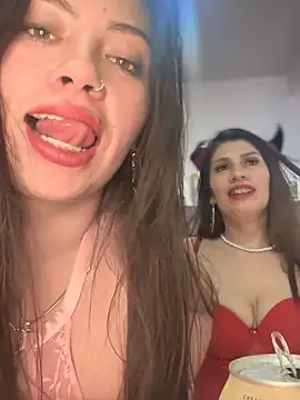 LIZ-06  online show from October 12, 6:40 pm