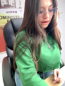 LIZ-06  online show from November 9, 3:43 pm