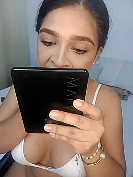 AdeleGray online show from November 10, 9:41 am