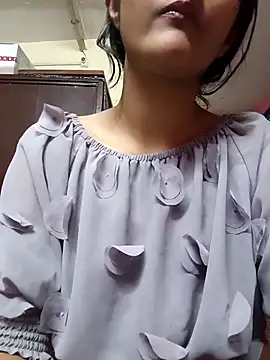 BabySlimmy10 online show from March 15, 11:39 pm