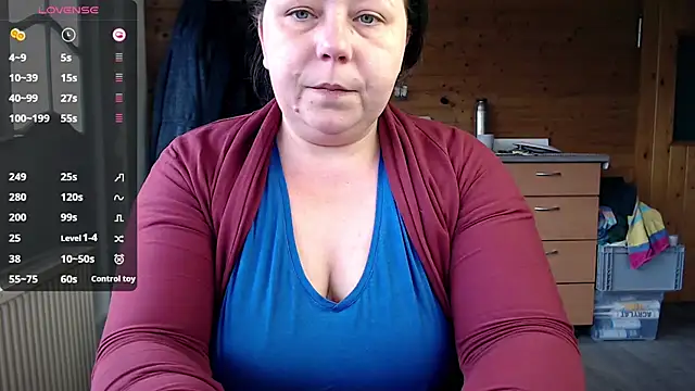 Snapshot of KasiaPrivat chatting on February 28, 12:09 pm KasiaPrivat online show from February 28, 12:09 pm