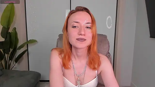 Snapshot of Maddy_Garcia chatting on January 5, 2:38 am Maddy Garcia online show from January 5, 2:38 am