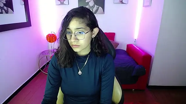 Snapshot of Lili_Gomez_ chatting on January 23, 12:19 pm Lili Gomez online show from January 23, 12:19 pm