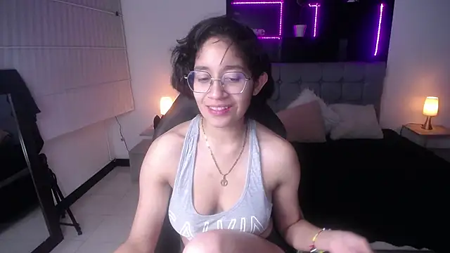 Snapshot of Lili_Gomez_ chatting on March 15, 2:55 pm Lili Gomez online show from March 15, 2:55 pm