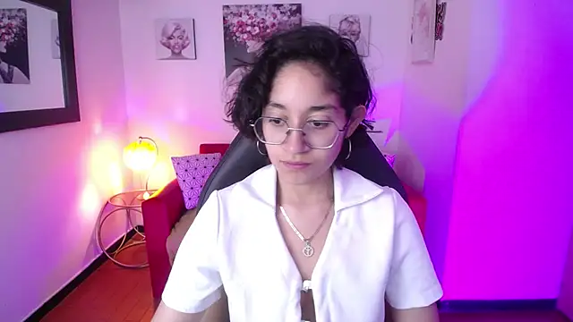 Snapshot of Lili_Gomez_ chatting on March 22, 1:52 pm Lili Gomez online show from March 22, 1:52 pm