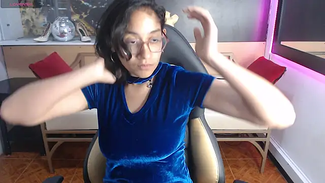 Snapshot of Lili_Gomez_ chatting on September 10, 1:44 pm Lili Gomez online show from September 10, 1:44 pm