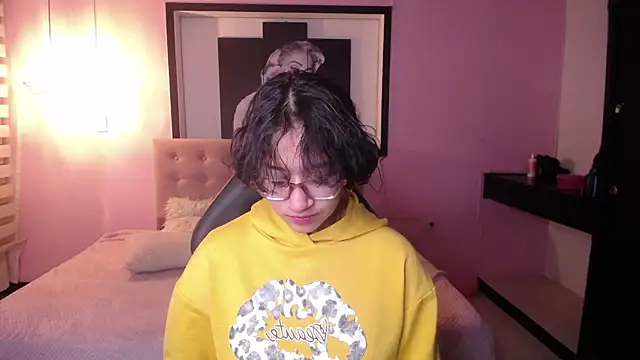 Snapshot of Lili_Gomez_ chatting on November 9, 1:20 pm Lili Gomez online show from November 9, 1:20 pm