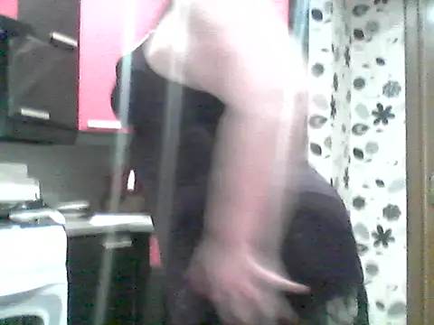 Lisa Suzie online show from November 17, 4:13 pm