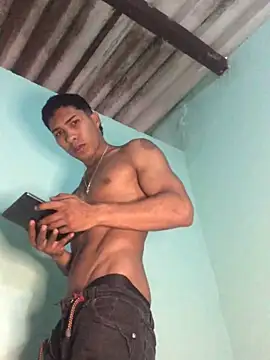 Snapshot of maximo_vega_newv chatting on January 9, 6:15 pm maximo vega newv online show from January 9, 6:15 pm