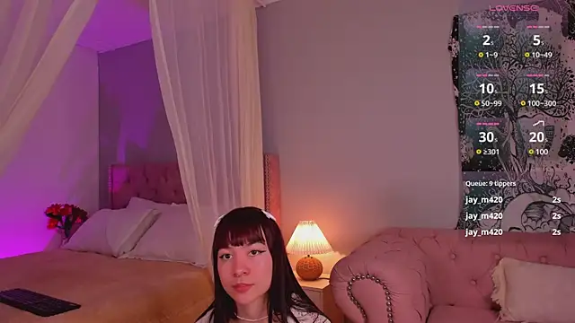 Snapshot of Lia_Sweett_ chatting on March 11, 5:24 pm Lia Sweett online show from March 11, 5:24 pm