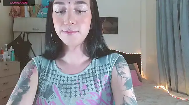 karla zambrano online show from March 19, 8:00 pm