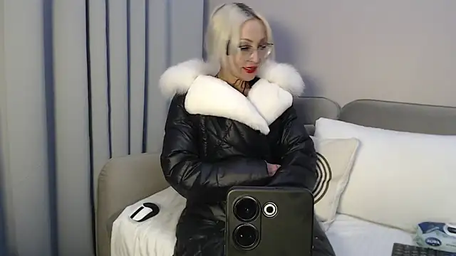 Milforja online show from February 11, 9:46 pm