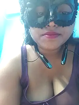 Sexy Mona Bhabhi online show from December 17, 6:31 pm
