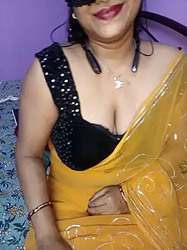Sexy Mona Bhabhi online show from October 3, 5:21 pm