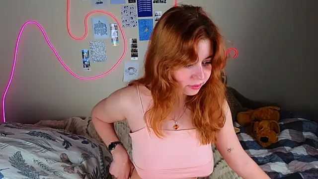 Penny Staaar online show from February 12, 12:05 am