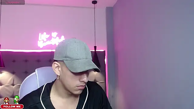 Snapshot of Jheidertwink chatting on December 21, 3:36 am Jheidertwink online show from December 21, 3:36 am