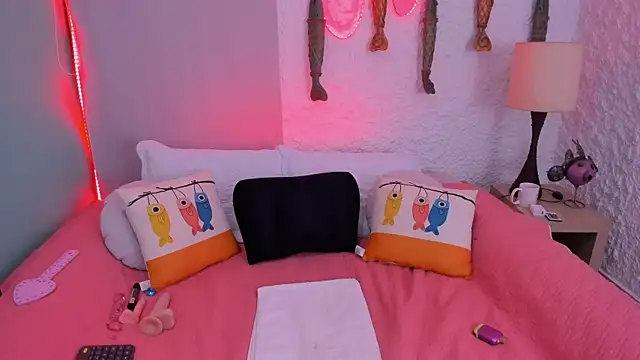 Snapshot of poisson_ivy chatting on March 19, 7:18 am poisson ivy online show from March 19, 7:18 am