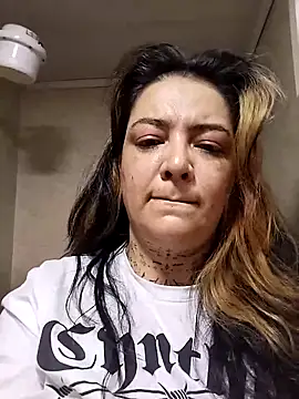 Snapshot of poisson_ivy chatting on September 28, 6:57 pm poisson ivy online show from September 28, 6:57 pm