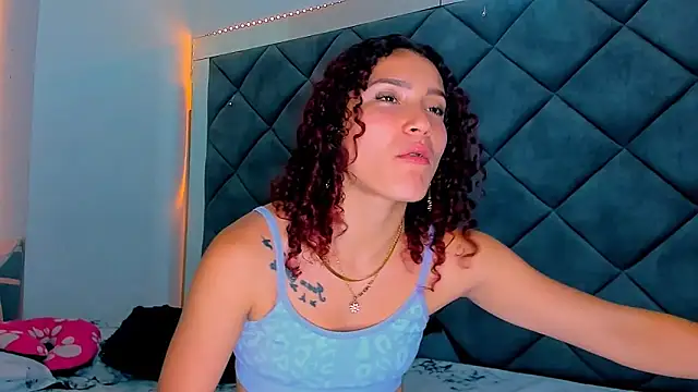 Nellyhills online show from February 18, 1:54 am