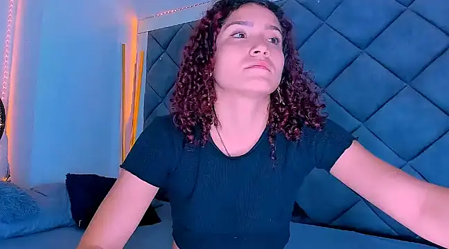 Nellyhills online show from March 9, 2:18 am