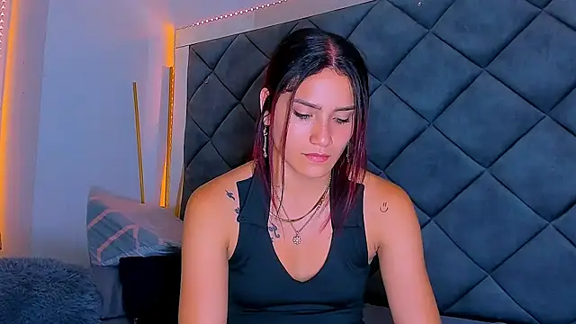 Nellyhills online show from March 17, 4:01 pm