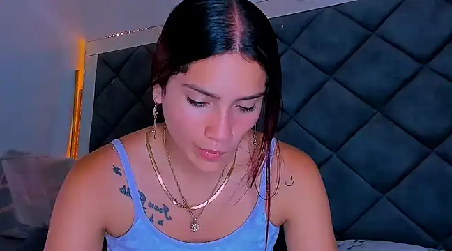 Nellyhills online show from March 19, 9:37 pm