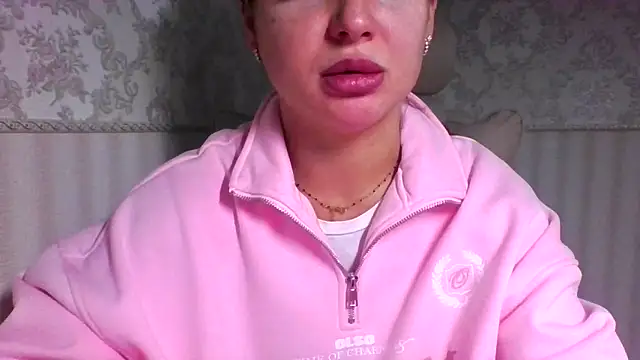 jennifer838 online show from October 1, 8:20 am