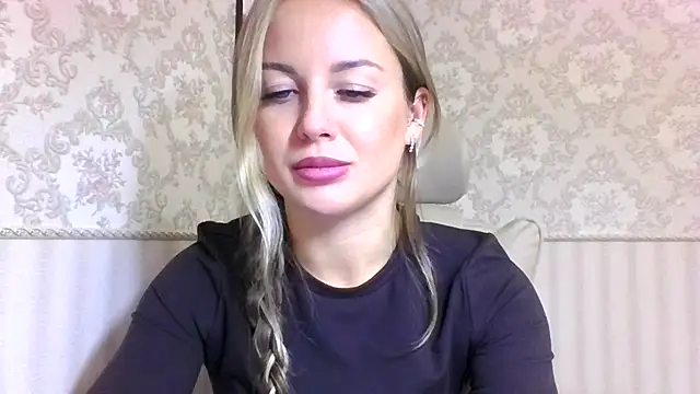 jennifer838 online show from October 8, 2:58 pm