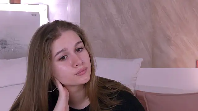 Snapshot of EllieHayes chatting on November 30, 5:39 pm EllieHayes online show from November 30, 5:39 pm