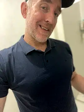 Snapshot of FrankJake99 chatting on October 3, 8:06 pm FrankJake99 online show from October 3, 8:06 pm