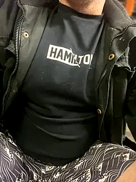 Snapshot of FrankJake99 chatting on October 16, 11:17 pm FrankJake99 online show from October 16, 11:17 pm