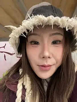 ChuChu1991 online show from February 9, 5:19 am