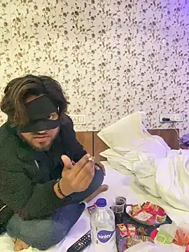 Snapshot of United3 chatting on January 24, 5:21 pm United3 online show from January 24, 5:21 pm