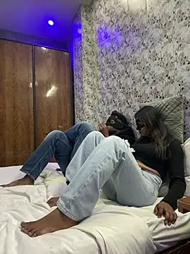 Snapshot of United3 chatting on February 8, 9:46 am United3 online show from February 8, 9:46 am