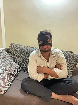 Snapshot of United3 chatting on February 17, 6:20 am United3 online show from February 17, 6:20 am