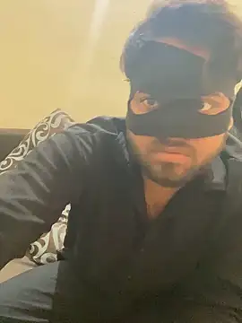 Snapshot of United3 chatting on March 10, 7:53 am United3 online show from March 10, 7:53 am