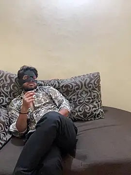 Snapshot of United3 chatting on March 15, 6:47 am United3 online show from March 15, 6:47 am