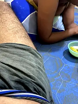 Snapshot of United3 chatting on September 15, 9:20 am United3 online show from September 15, 9:20 am