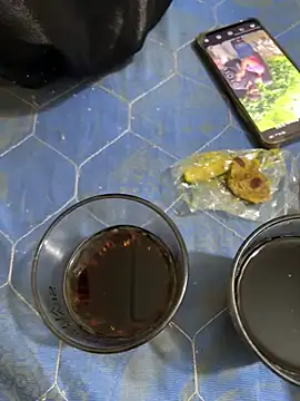 Snapshot of United3 chatting on November 15, 8:55 am United3 online show from November 15, 8:55 am