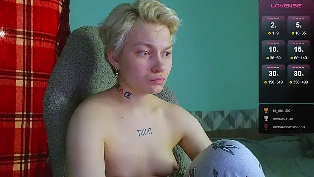 esajukyy online show from January 12, 6:59 pm