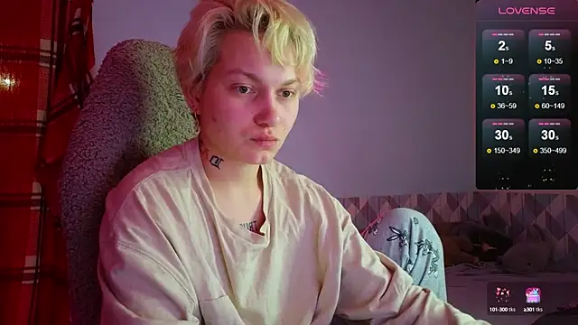 esajukyy online show from February 7, 2:26 pm