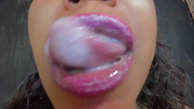 KamariaFyre online show from February 15, 9:05 am