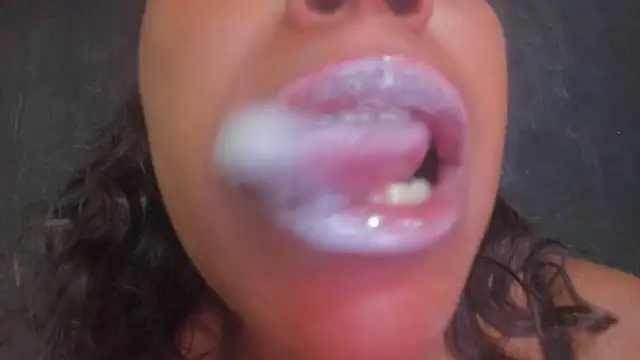 KamariaFyre online show from March 17, 1:39 pm