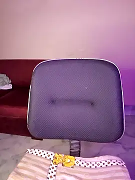 Snapshot of Olivia3 chatting on September 24, 8:23 pm Olivia3 online show from September 24, 8:23 pm