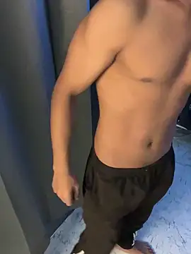 Snapshot of nick__yy chatting on September 19, 10:27 am nick yy online show from September 19, 10:27 am