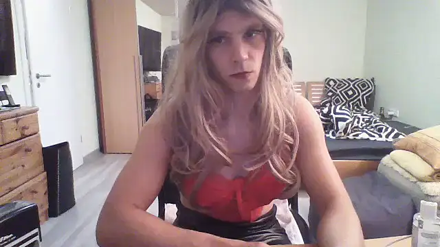 Kinky-Kristina online show from September 16, 7:37 pm