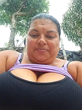 chubby sexy big tits online show from March 7, 6:33 pm