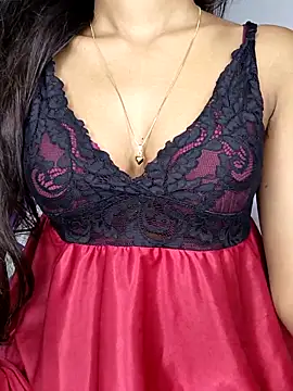 Snapshot of sexyriya_008 chatting on September 27, 7:57 am sexyriya 008 online show from September 27, 7:57 am